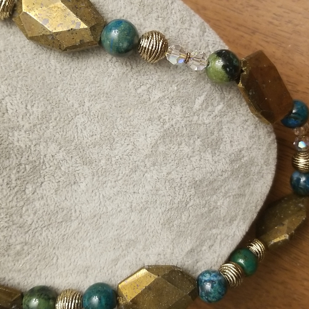 Bold Statement Necklace - image 8